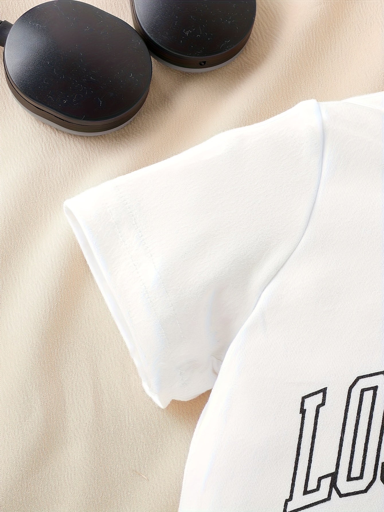 Three-Piece Short Sleeve Set with Letter Prints for Boys Infants Perfect for Spring Summer