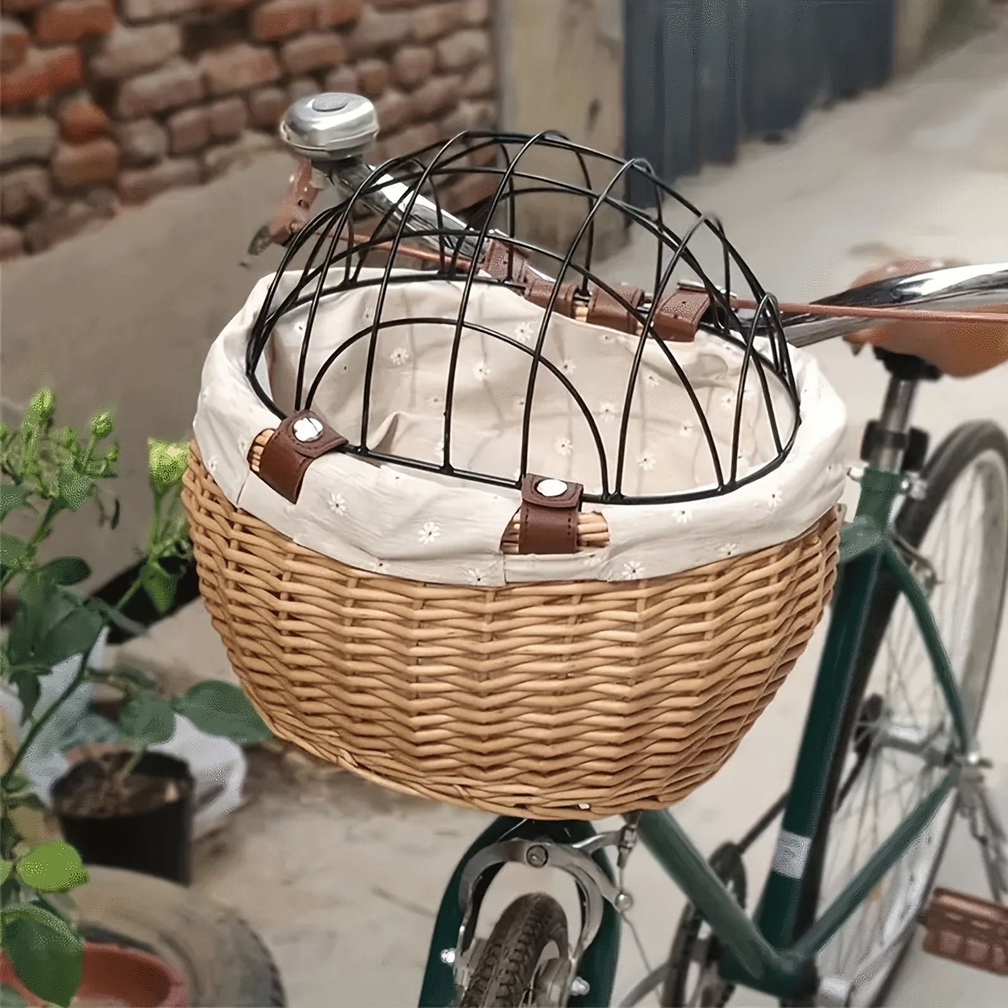 Wrought Iron And Wicker Pet Bike Basket With Lid Front