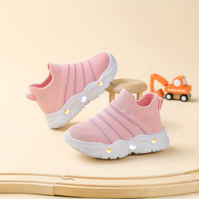 2026 New Youngsters Glowing Sneaker Lights Slip On Non-Slip Soft Pink Casual Shoes