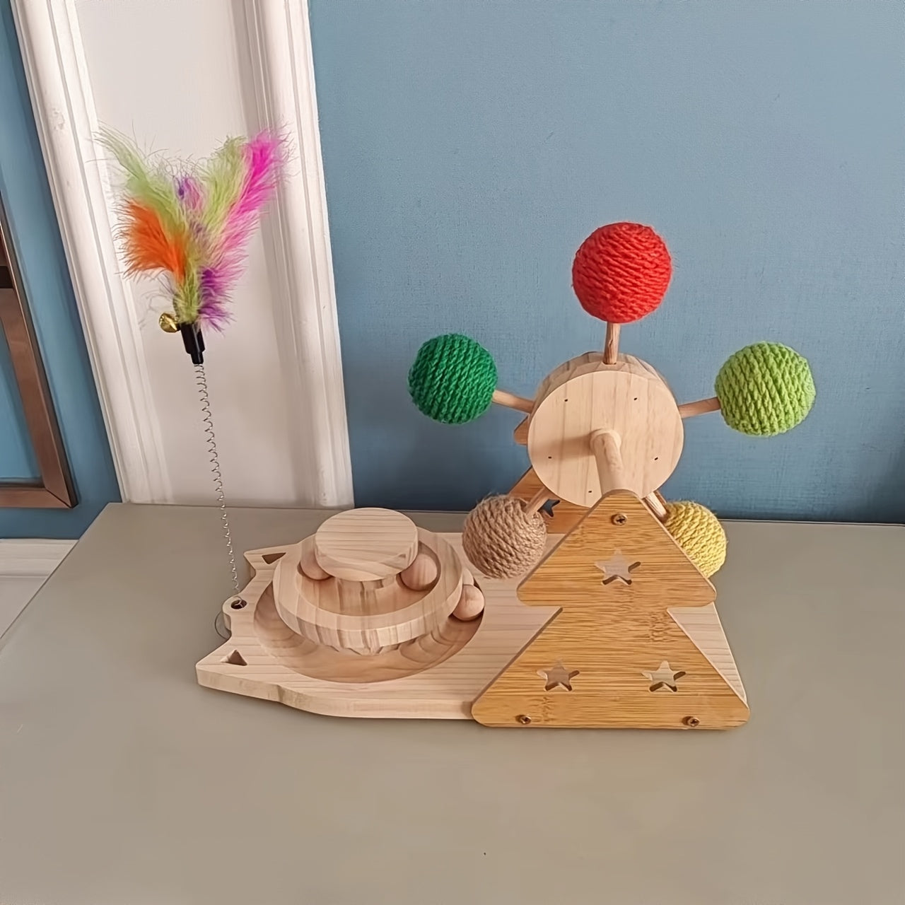 Multifunctional Cat Carousel Puzzle Toy with Sisal Ball and Solid Wood Base
